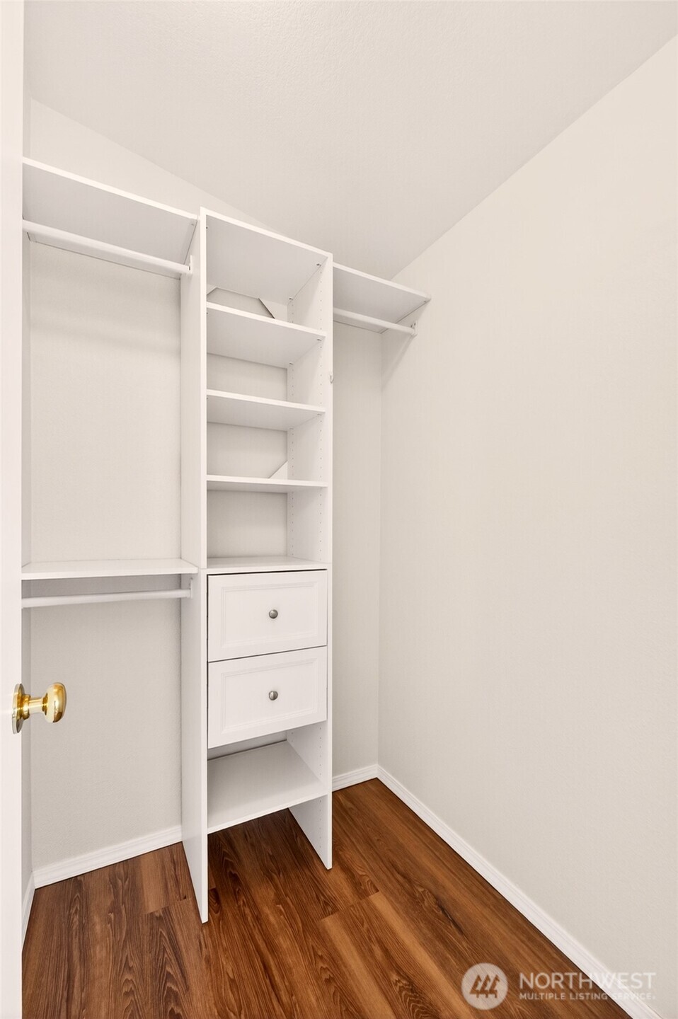 22110 Cedarview Drive E, Bonney Lake, WA 98391