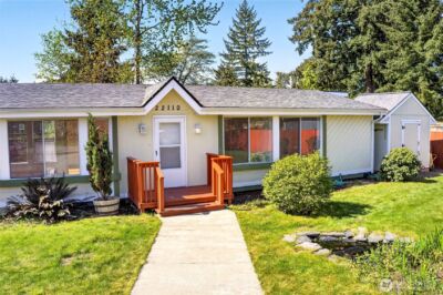 22110 Cedarview Drive E, Bonney Lake, WA 98391 - Photo 2