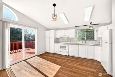 22110 Cedarview Drive E, Bonney Lake, WA 98391 - Photo 6