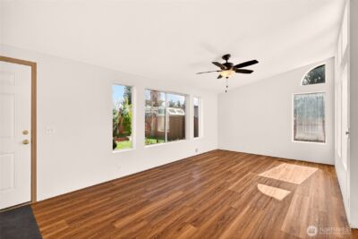 22110 Cedarview Drive E, Bonney Lake, WA 98391 - Photo 8