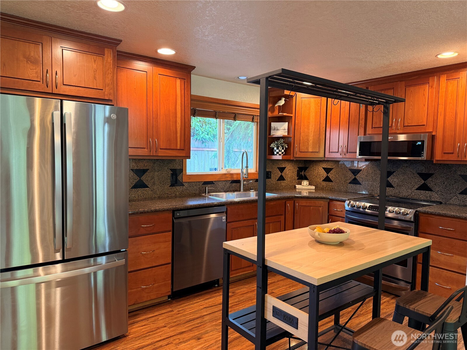 3546 longhorn , Bremerton, WA 98312