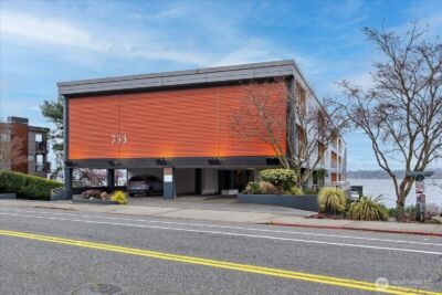 733 Lake Street S #104, Kirkland, WA 98033 - Photo 3