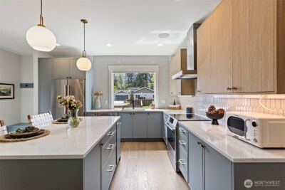 13010 NE 113th Street #2, Kirkland, WA 98033 - Photo 3