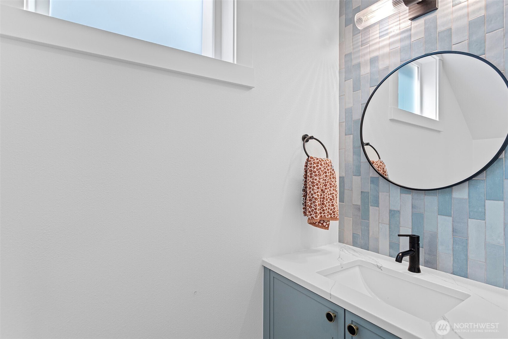 13010 NE 113th Street #2, Kirkland, WA 98033