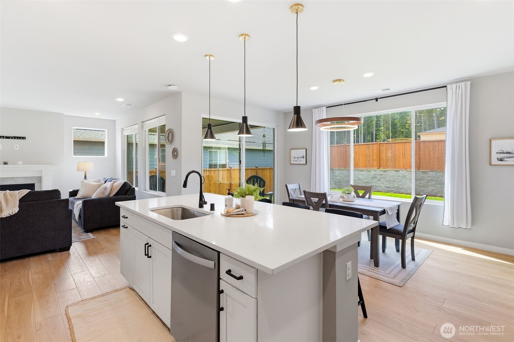 5536 Kinross Road SW, Port Orchard, WA 98367