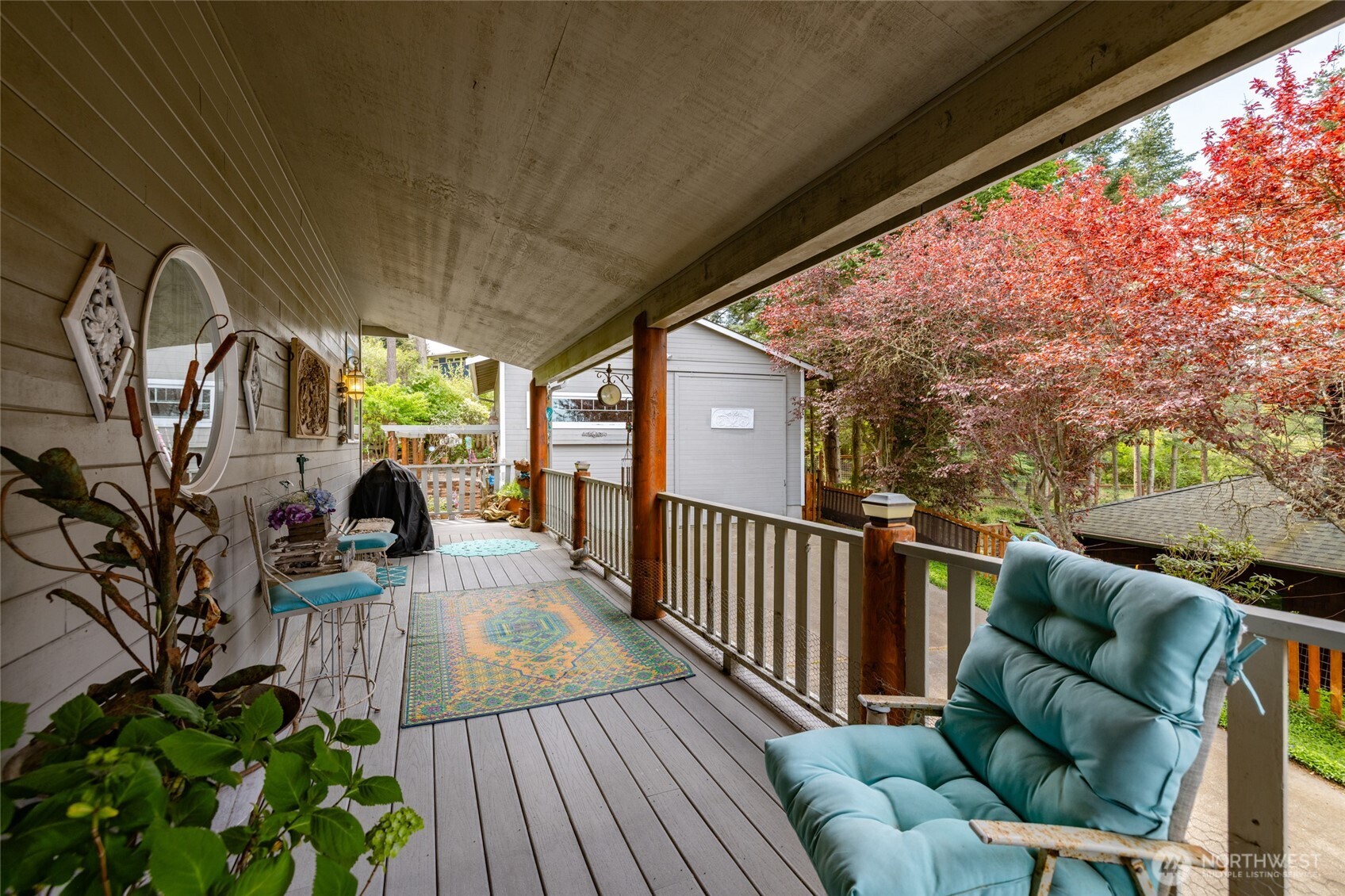 615 NE 4th Street , Coupeville, WA 98239