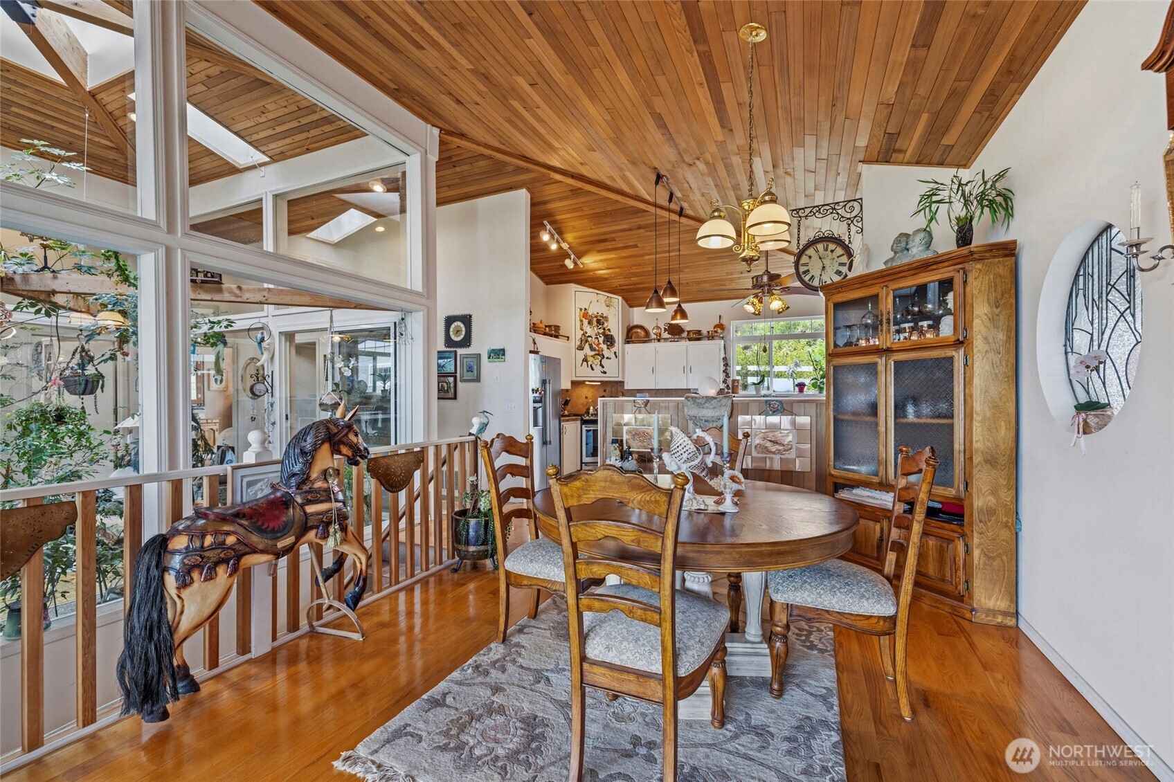 615 NE 4th Street , Coupeville, WA 98239