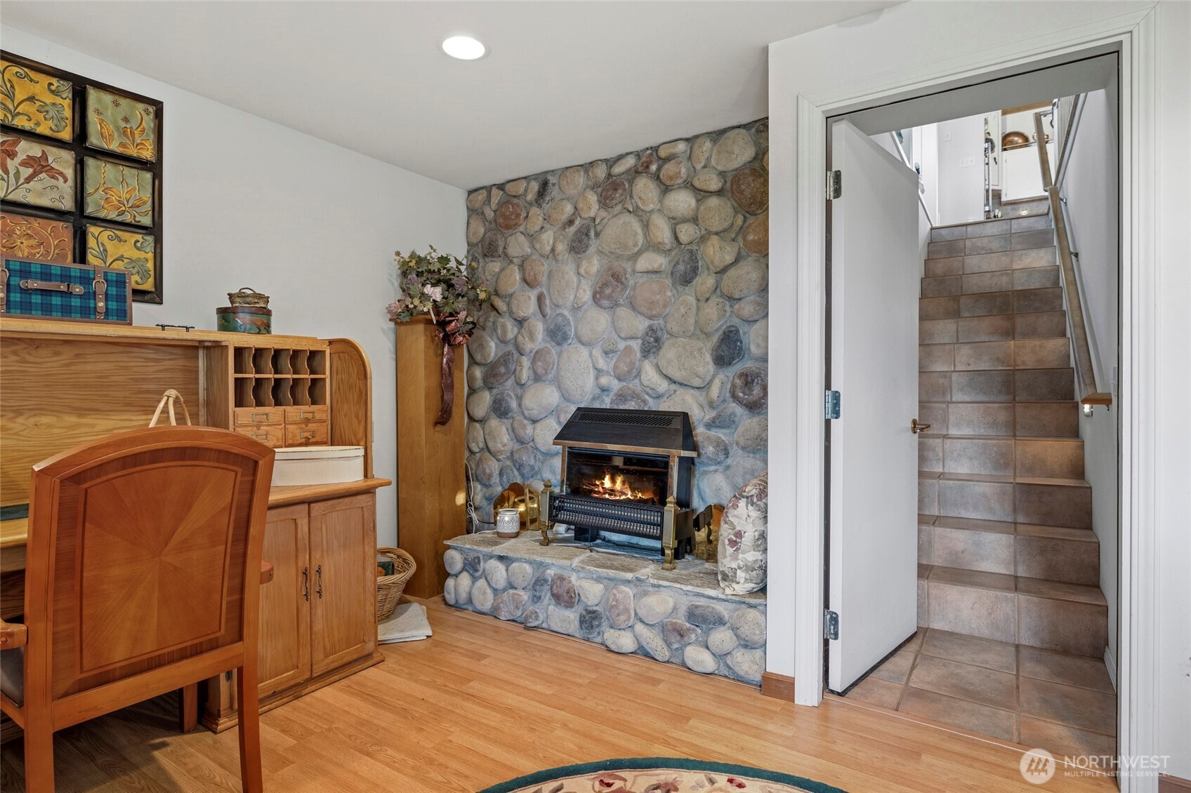 615 NE 4th Street , Coupeville, WA 98239