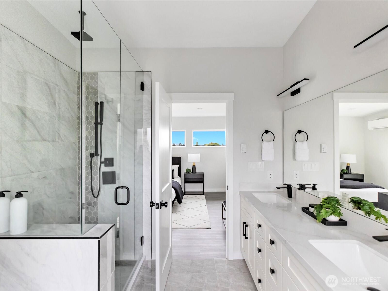 6025 47th Avenue S #A, Seattle, WA 98118