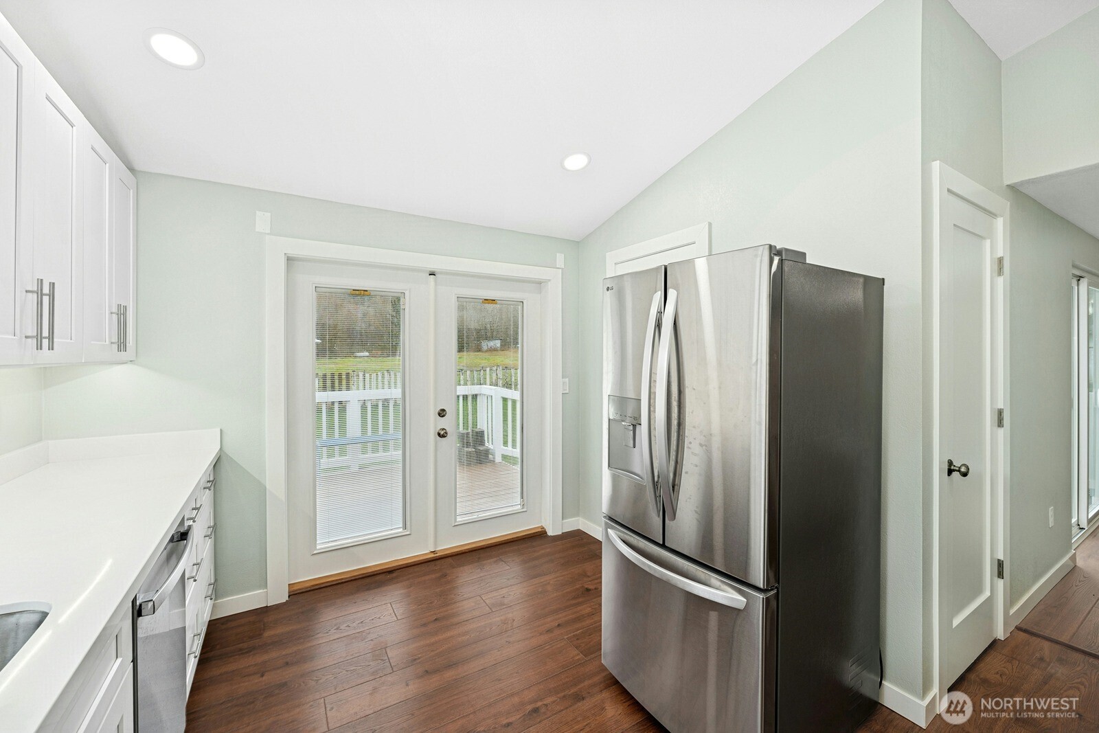 8001 Van Decar Road SE, Port Orchard, WA 98367-9563