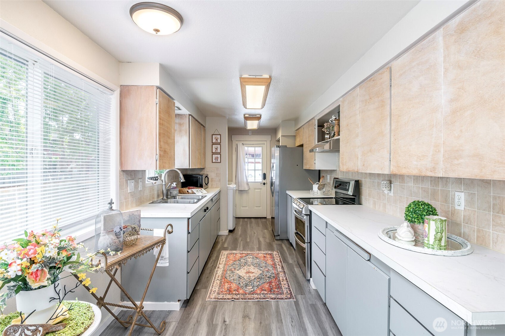 1329 Porter Street , Enumclaw, WA 98022