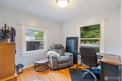 212 W 6th Street , Centralia, WA 98531 - Photo 8