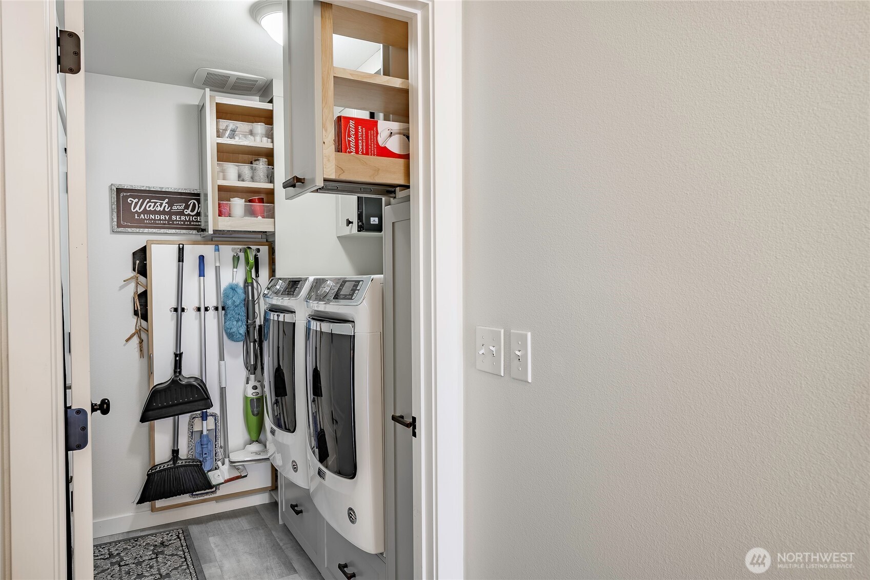 2172 Oak Street , Lynden, WA 98264
