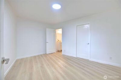 6116 Oakhurst RD S, Seattle, WA 98118 - Photo 18