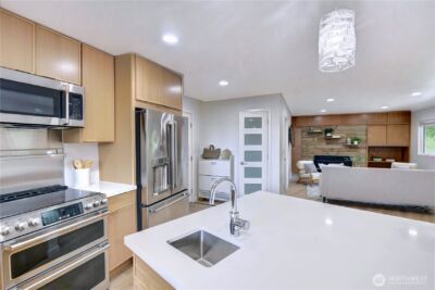 6116 Oakhurst RD S, Seattle, WA 98118 - Photo 4