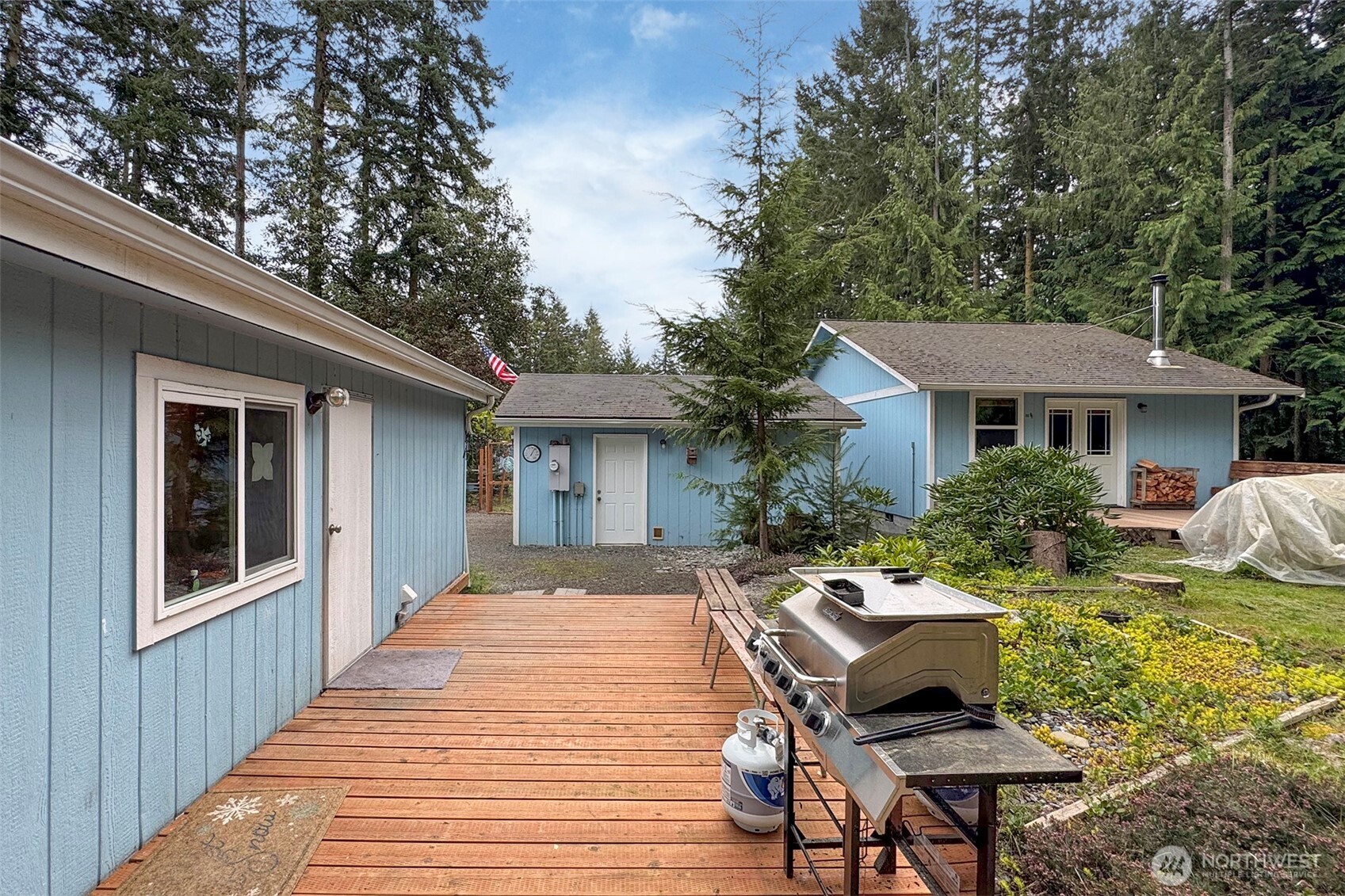 60 Rhododendron Drive , Sequim, WA 98382