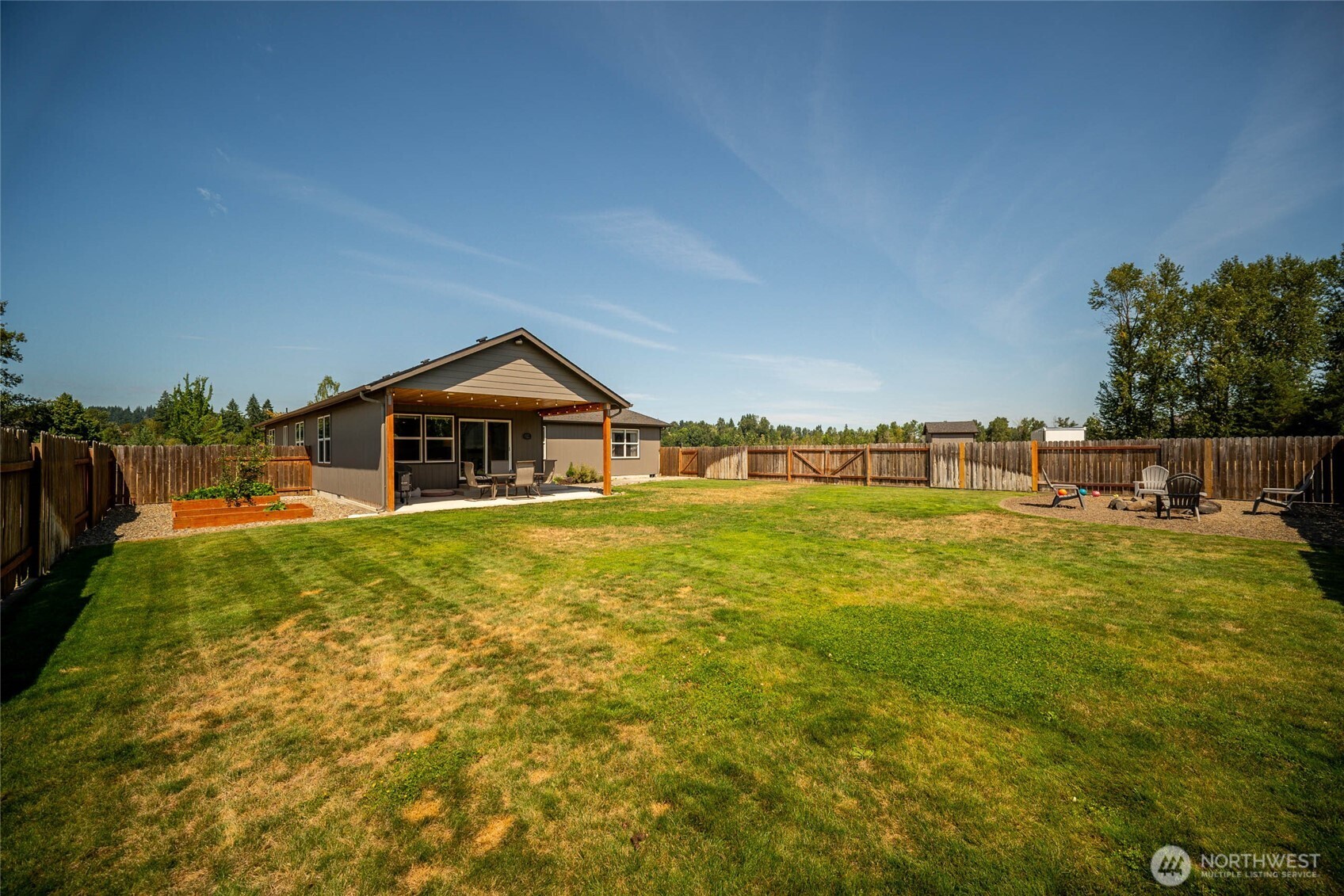 195 Bay Point Drive , Castle Rock, WA 98611