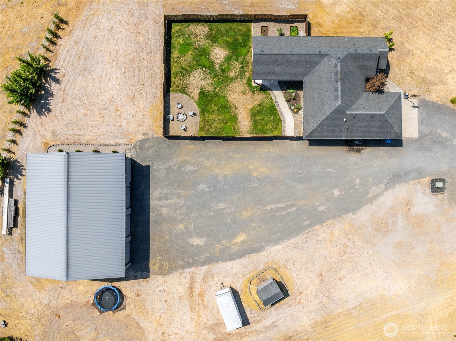 195 Bay Point Drive , Castle Rock, WA 98611