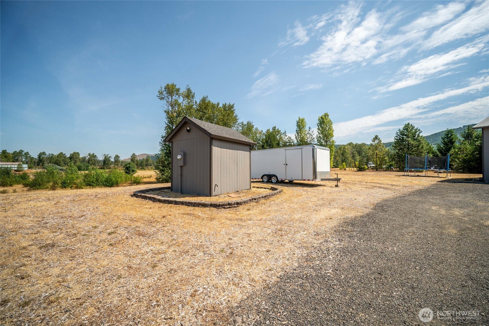 195 Bay Point Drive , Castle Rock, WA 98611