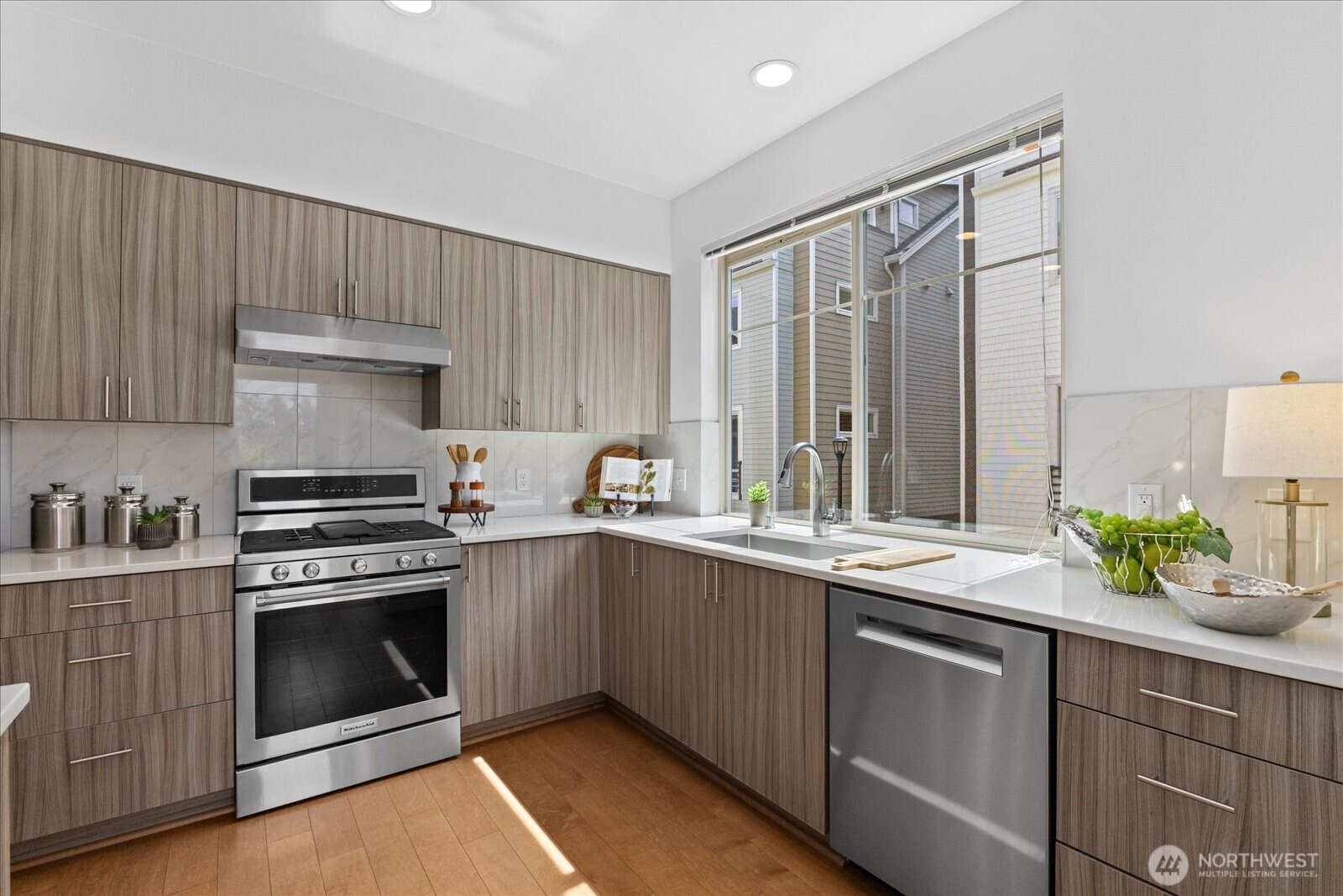 15722 NE 14th Terrace , Bellevue, WA 98008