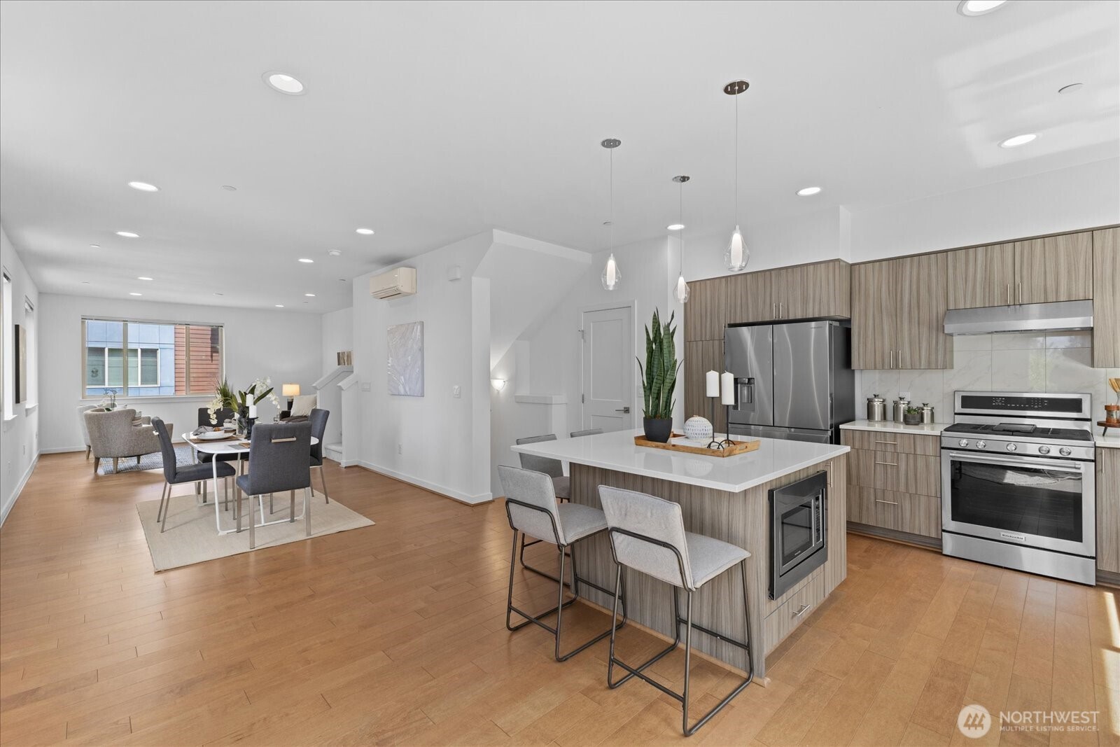 15722 NE 14th Terrace , Bellevue, WA 98008