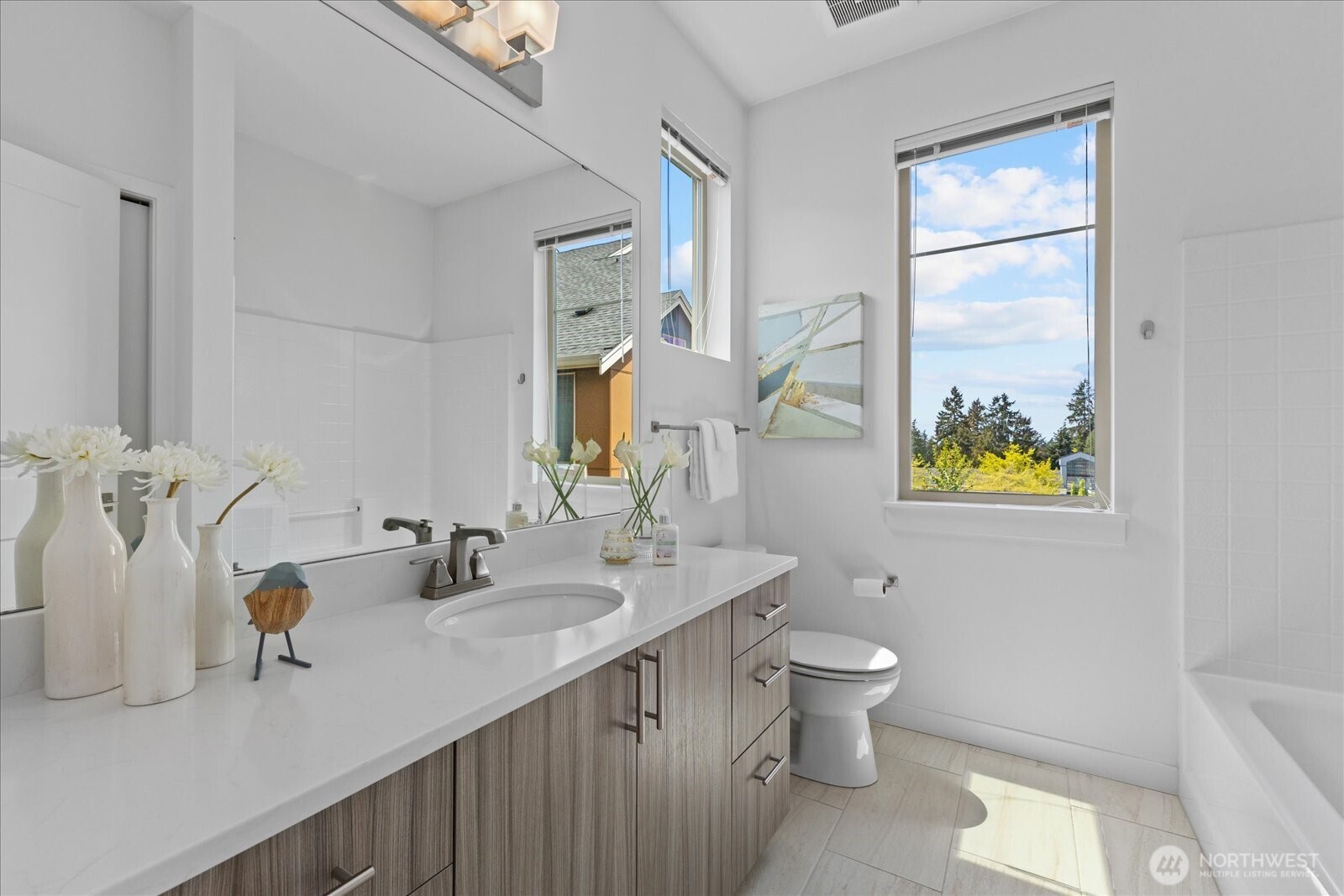 15722 NE 14th Terrace , Bellevue, WA 98008