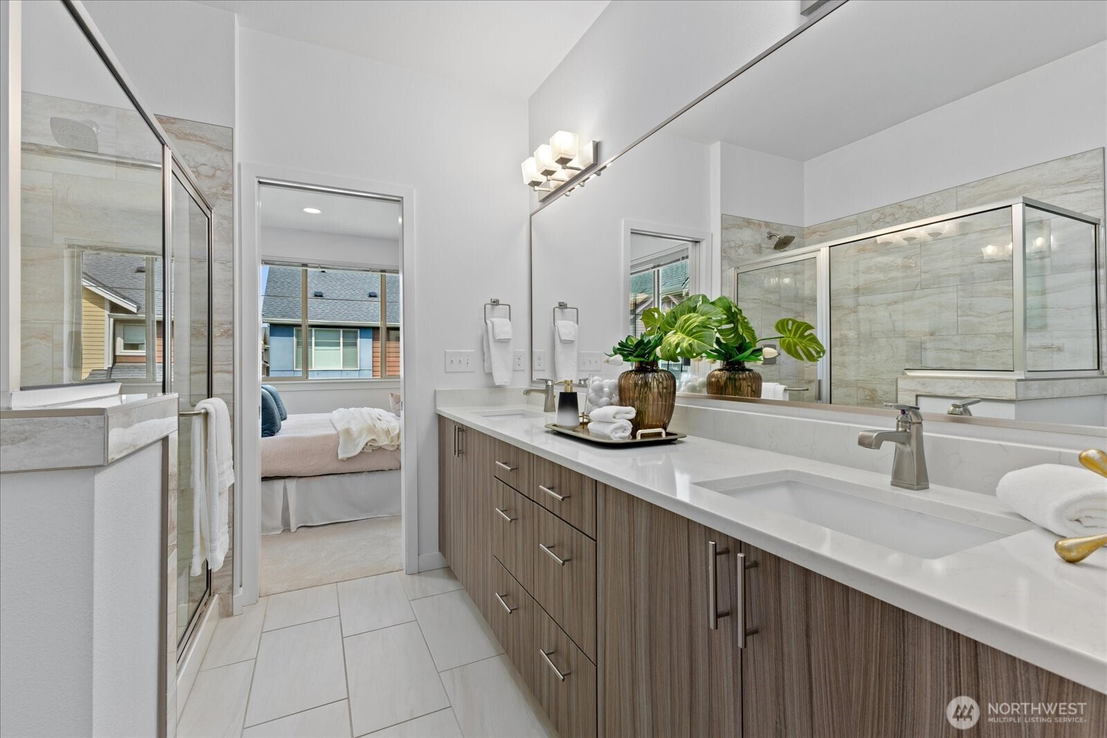 15722 NE 14th Terrace , Bellevue, WA 98008