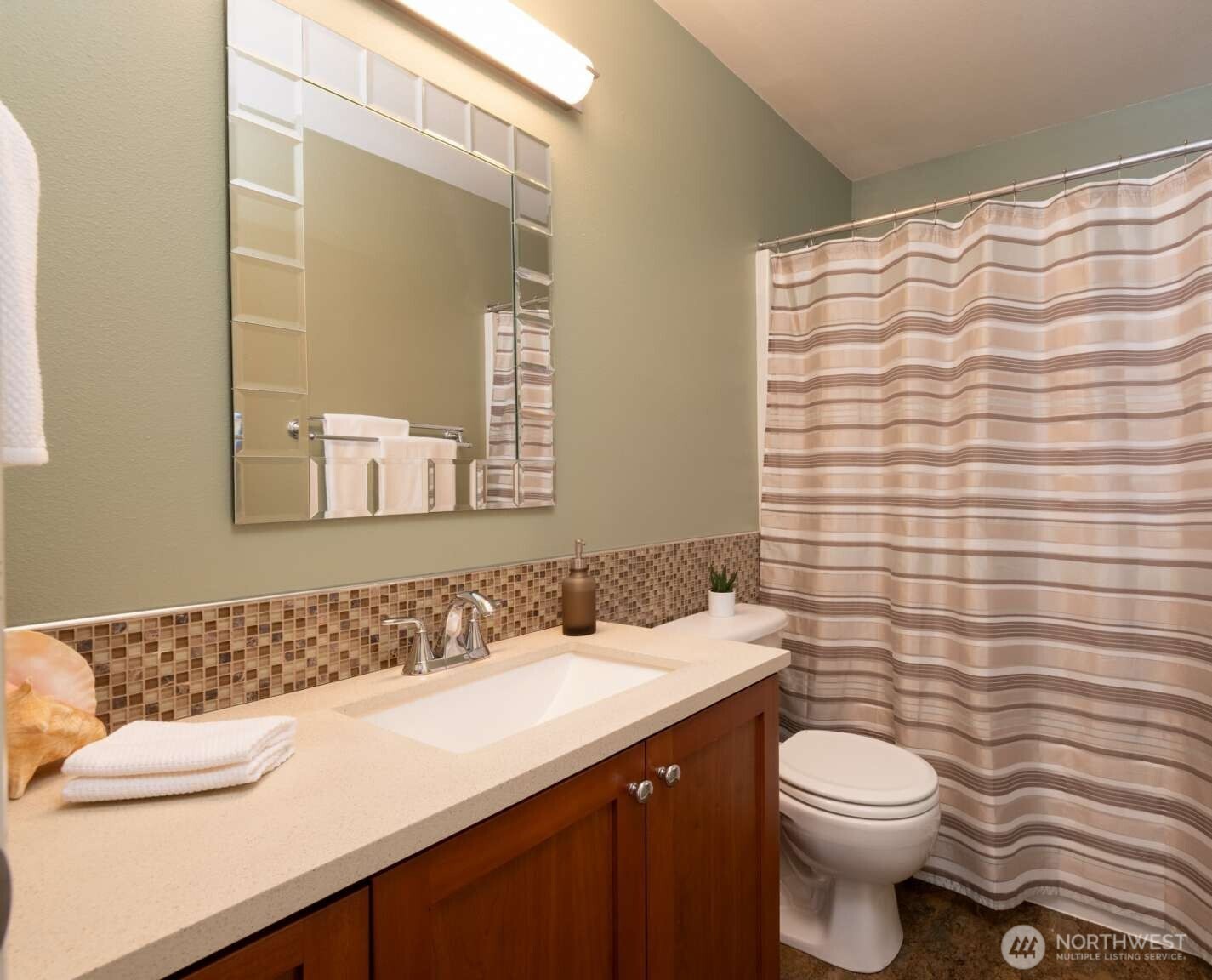 6117 S 232nd Street , Kent, WA 98032