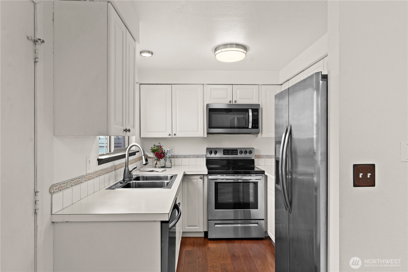 5959 S 12th Street #113, Tacoma, WA 98465