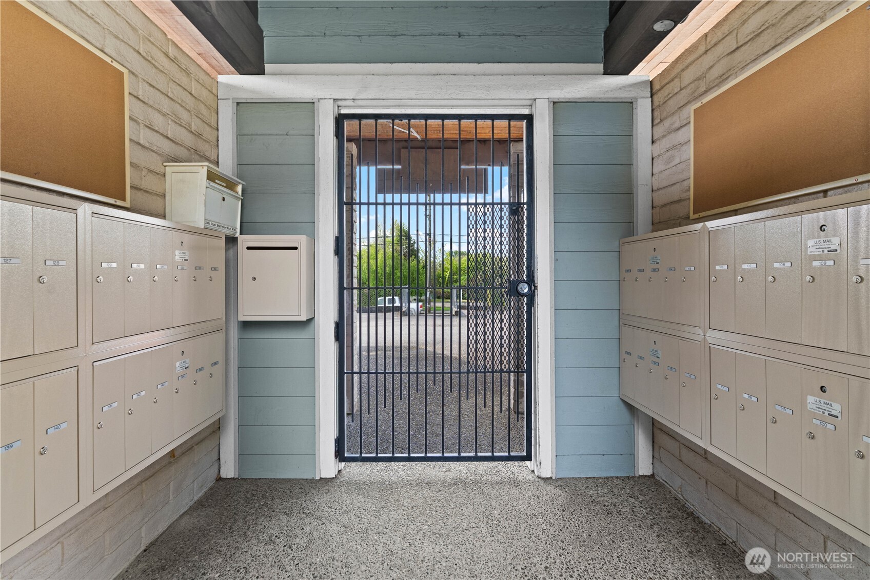5959 S 12th Street #113, Tacoma, WA 98465