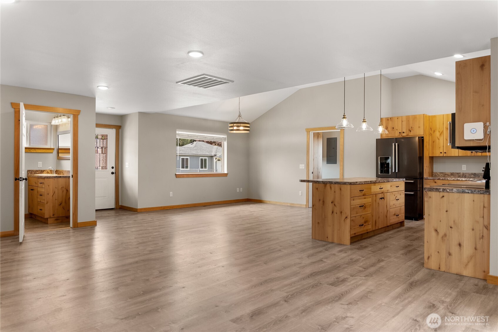 117 E 7th Street , Tonasket, WA 98855