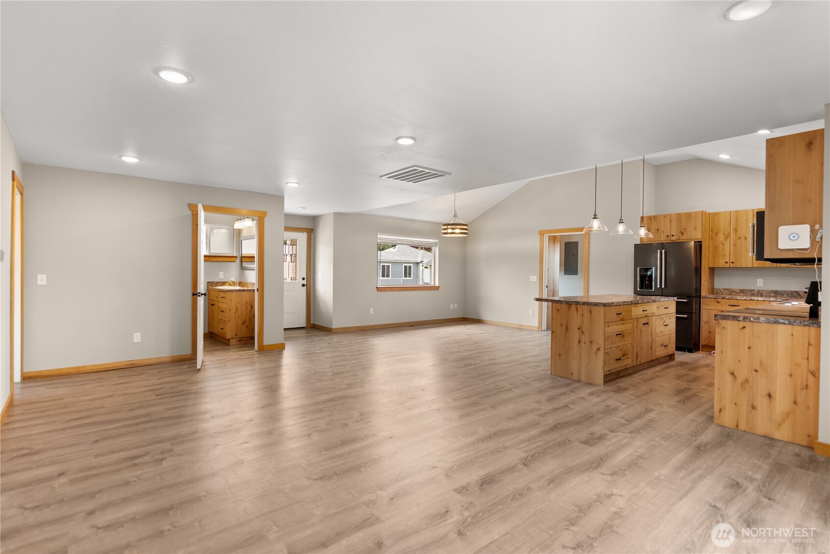 117 E 7th Street , Tonasket, WA 98855