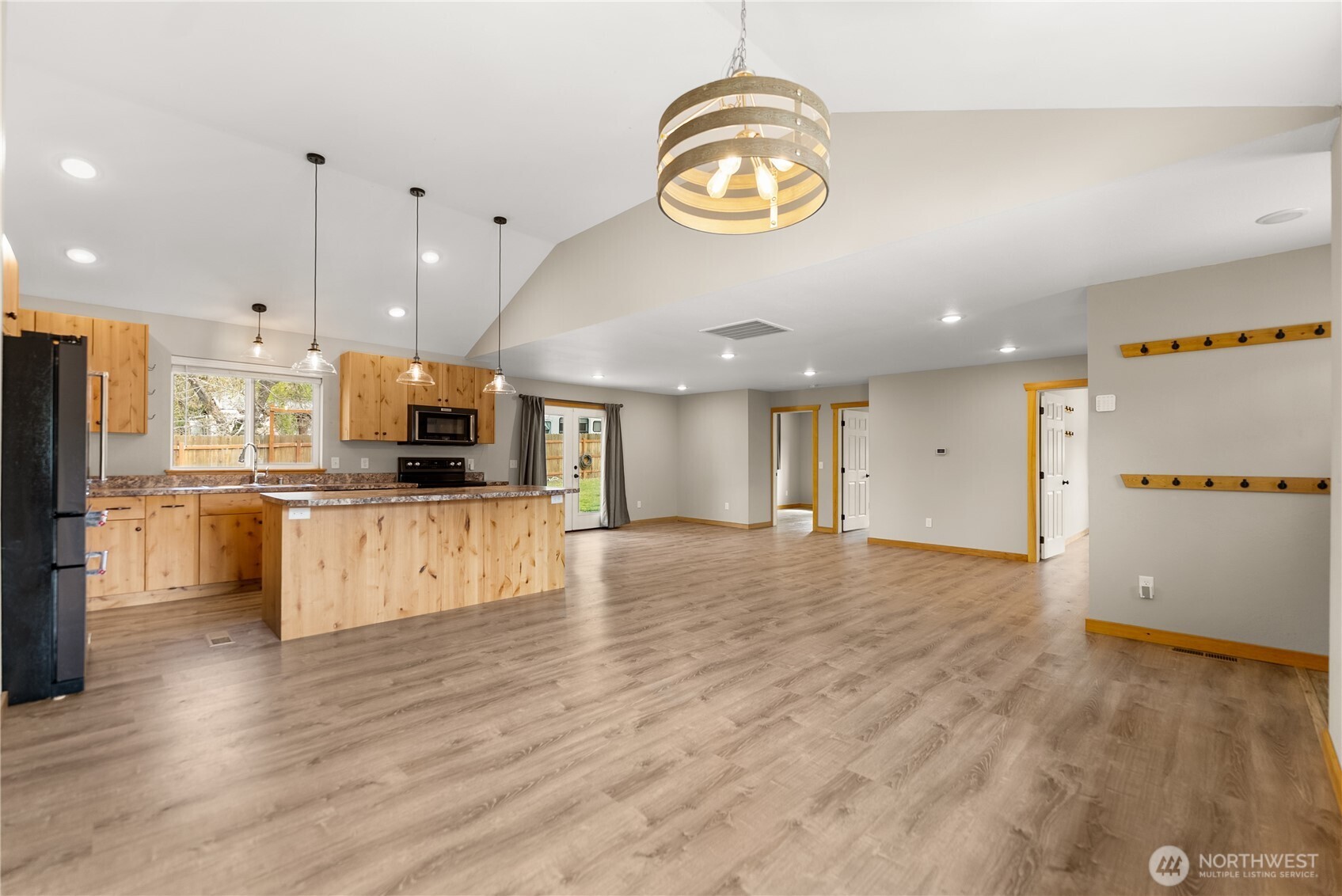 117 E 7th Street , Tonasket, WA 98855
