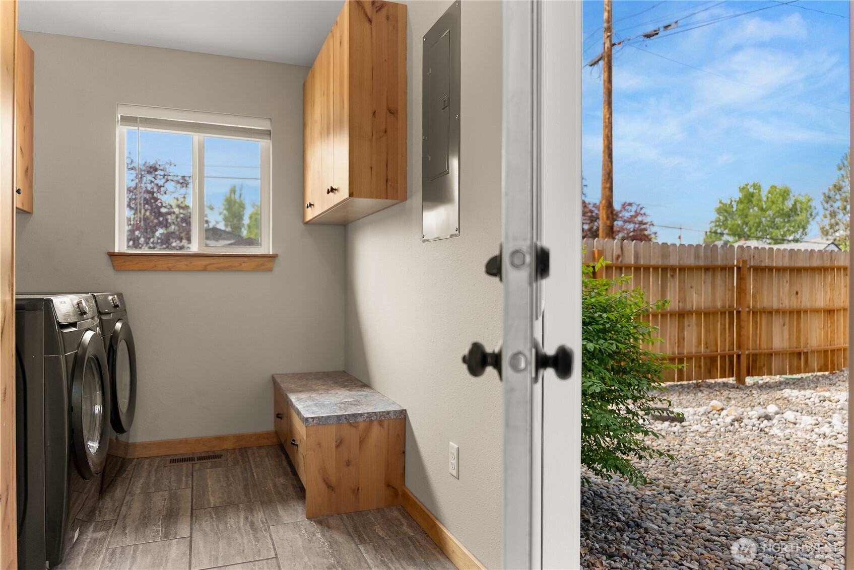 117 E 7th Street , Tonasket, WA 98855