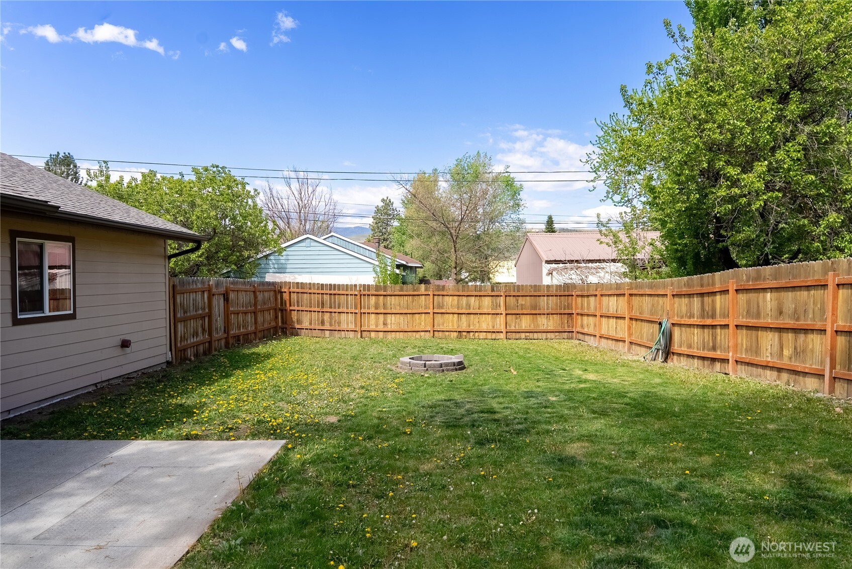 117 E 7th Street , Tonasket, WA 98855