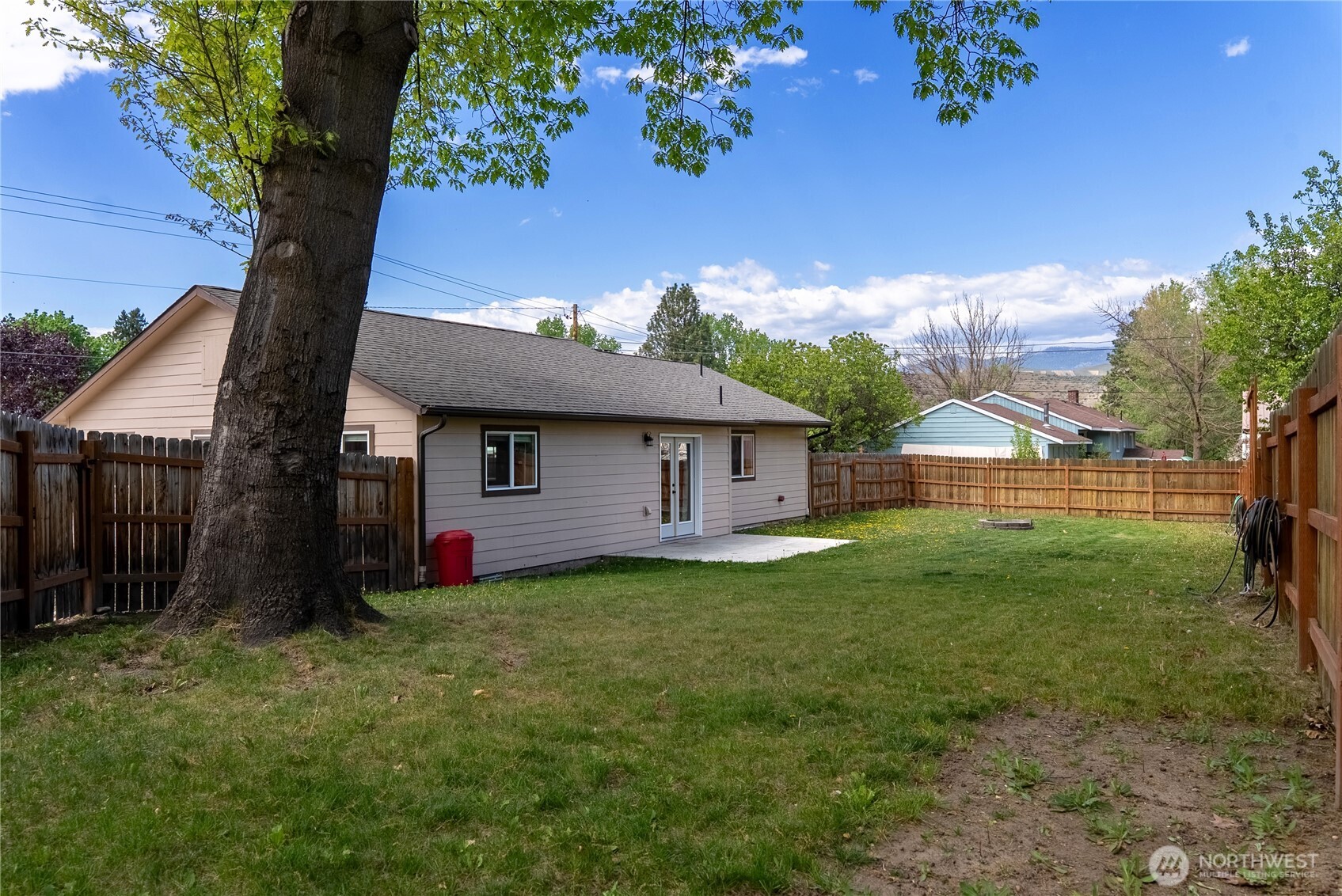 117 E 7th Street , Tonasket, WA 98855