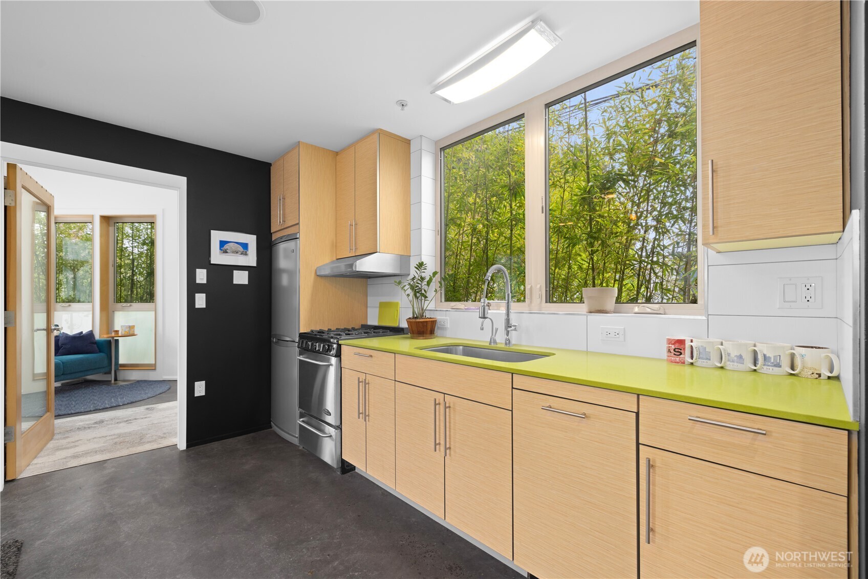 2331 E Madison Street , Seattle, WA 98112