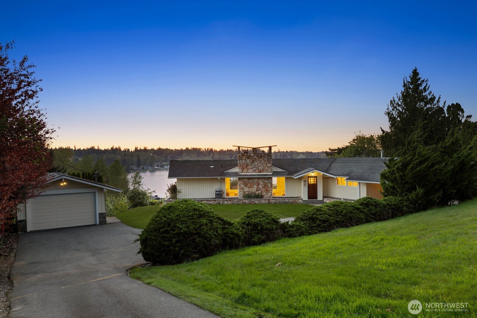 702 Rhodora Heights Road , Lake Stevens, WA 98258