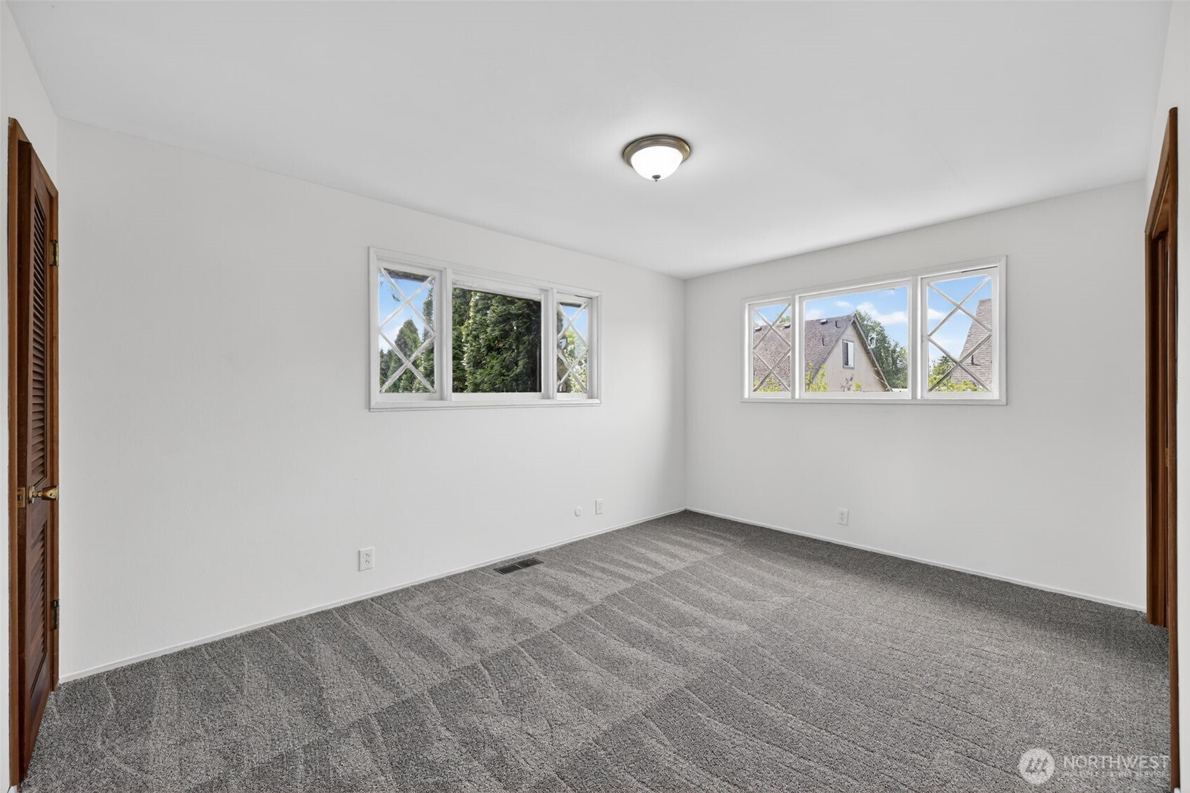 618 E 49th Street , Tacoma, WA 98404