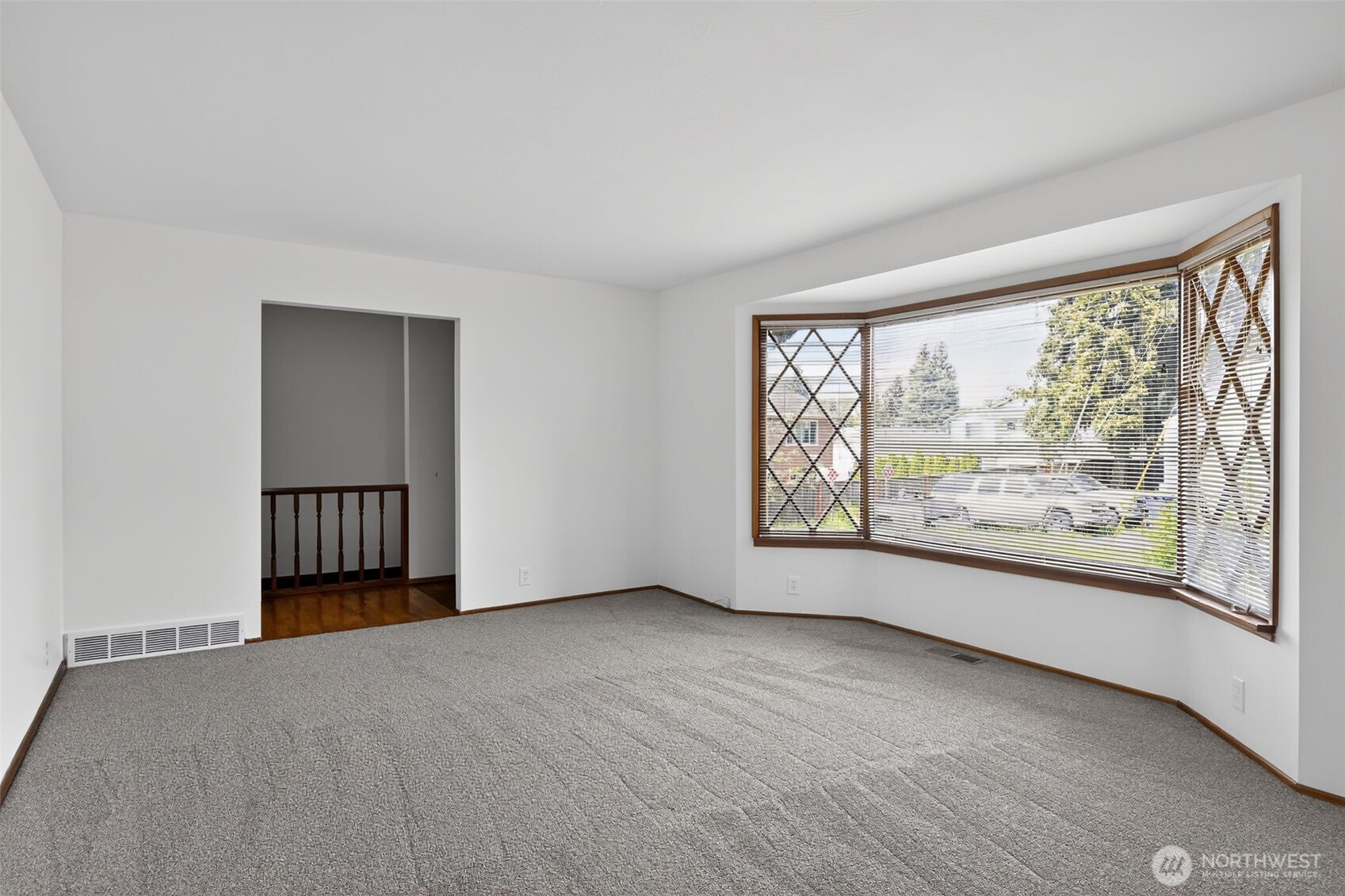 618 E 49th Street , Tacoma, WA 98404