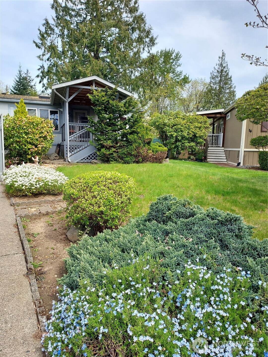 8430 15th Place SE #13, Lake Stevens, WA 98258