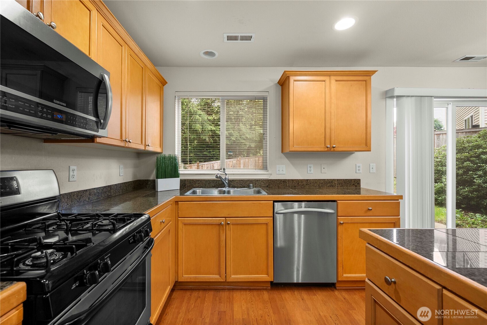 28459 34th Avenue S #71, Auburn, WA 98001