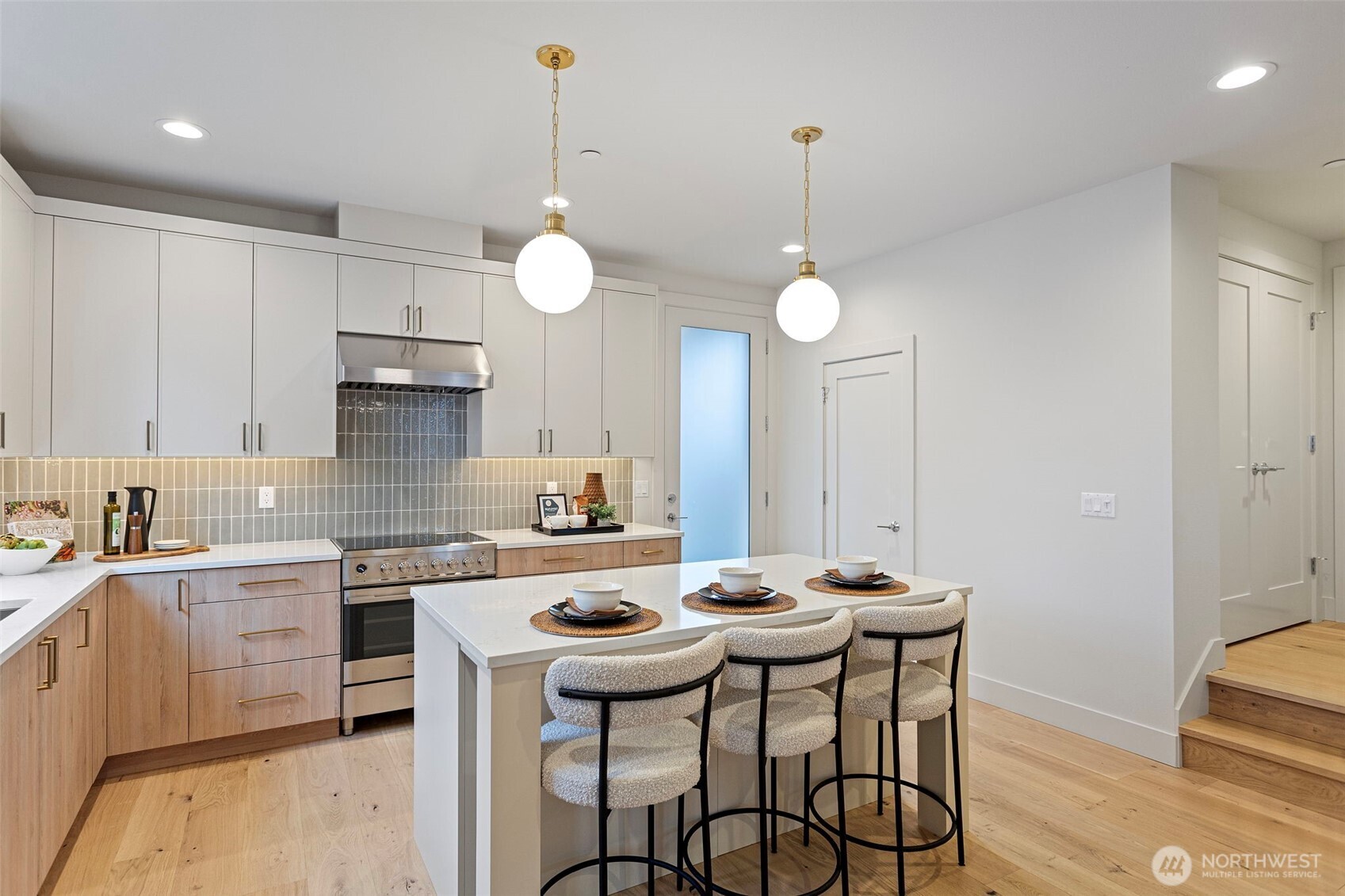 9315 132nd Avenue NE, Kirkland, WA 98033