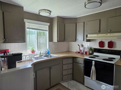 206 N Kentucky Avenue #3B, Granite Falls, WA 98252 - Photo 3