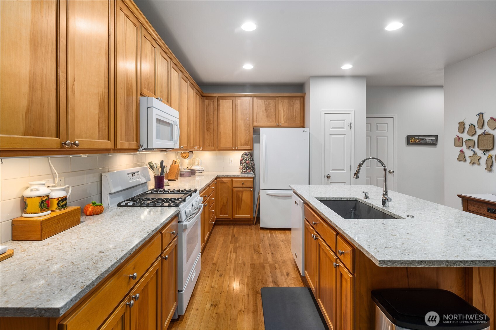2506 152nd Street SW, Lynnwood, WA 98087-5439