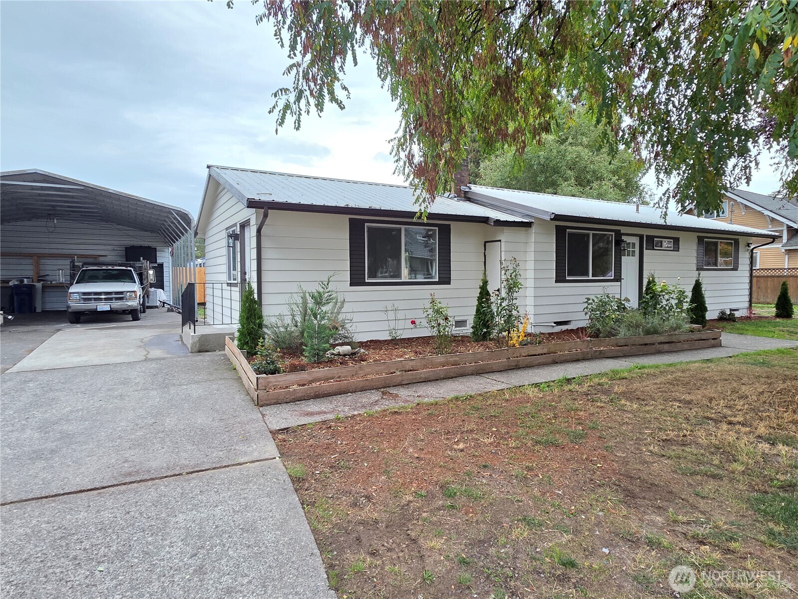 28202 85th Avenue S, Kent, WA 98032