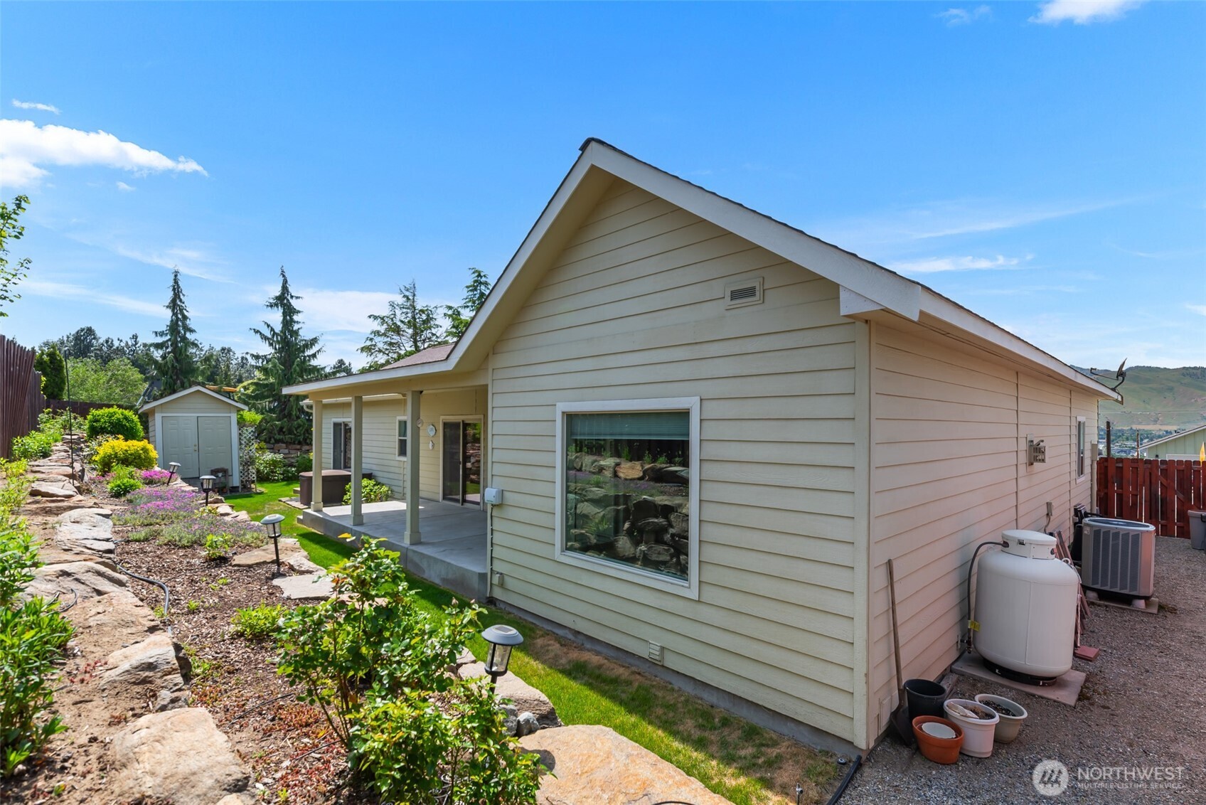 2125 Blackstone Court , East Wenatchee, WA 98802