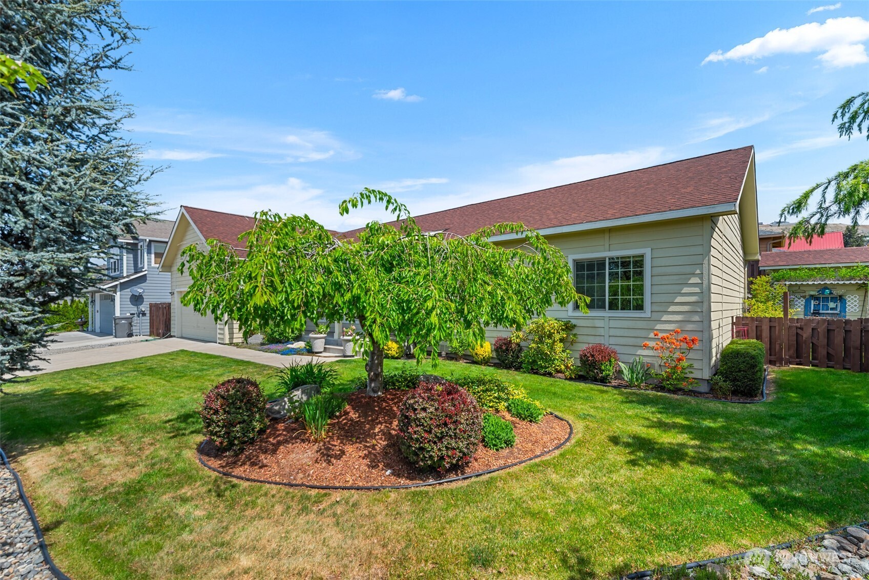 2125 Blackstone Court , East Wenatchee, WA 98802