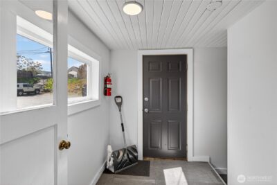 342 S Mission , Wenatchee, WA 98801 - Photo 12