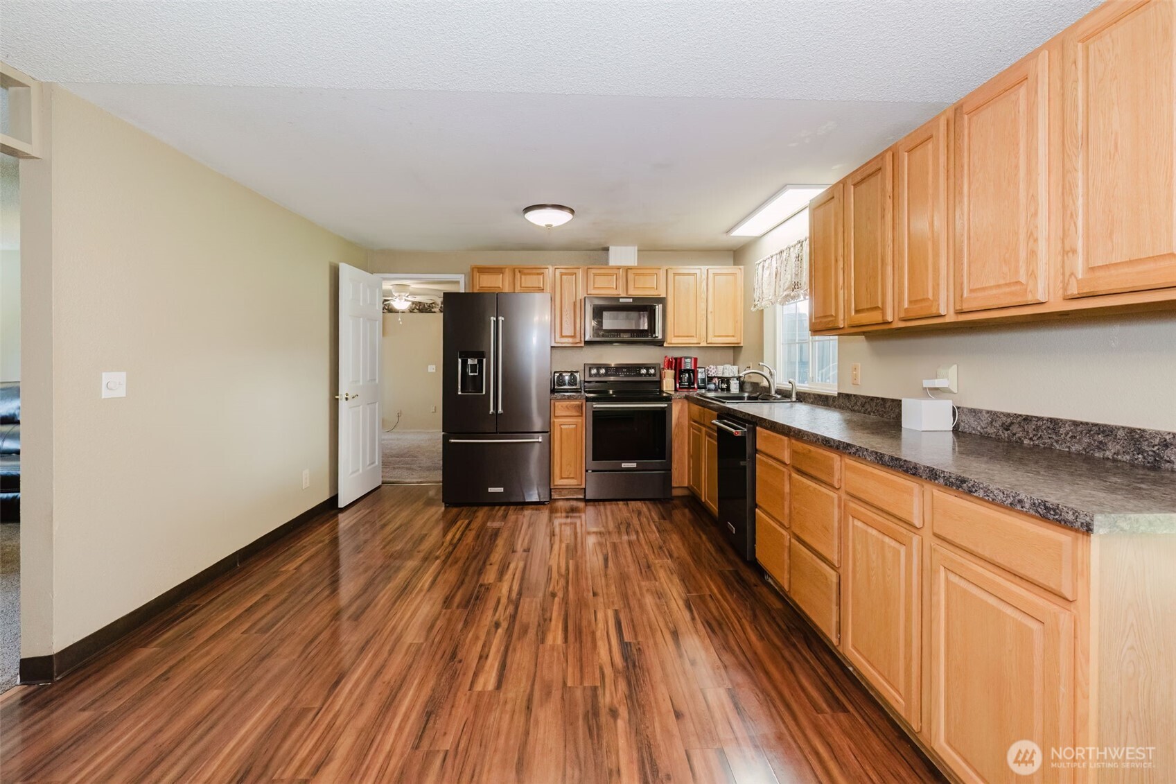 3415 SE Carmae Drive , Port Orchard, WA 98366